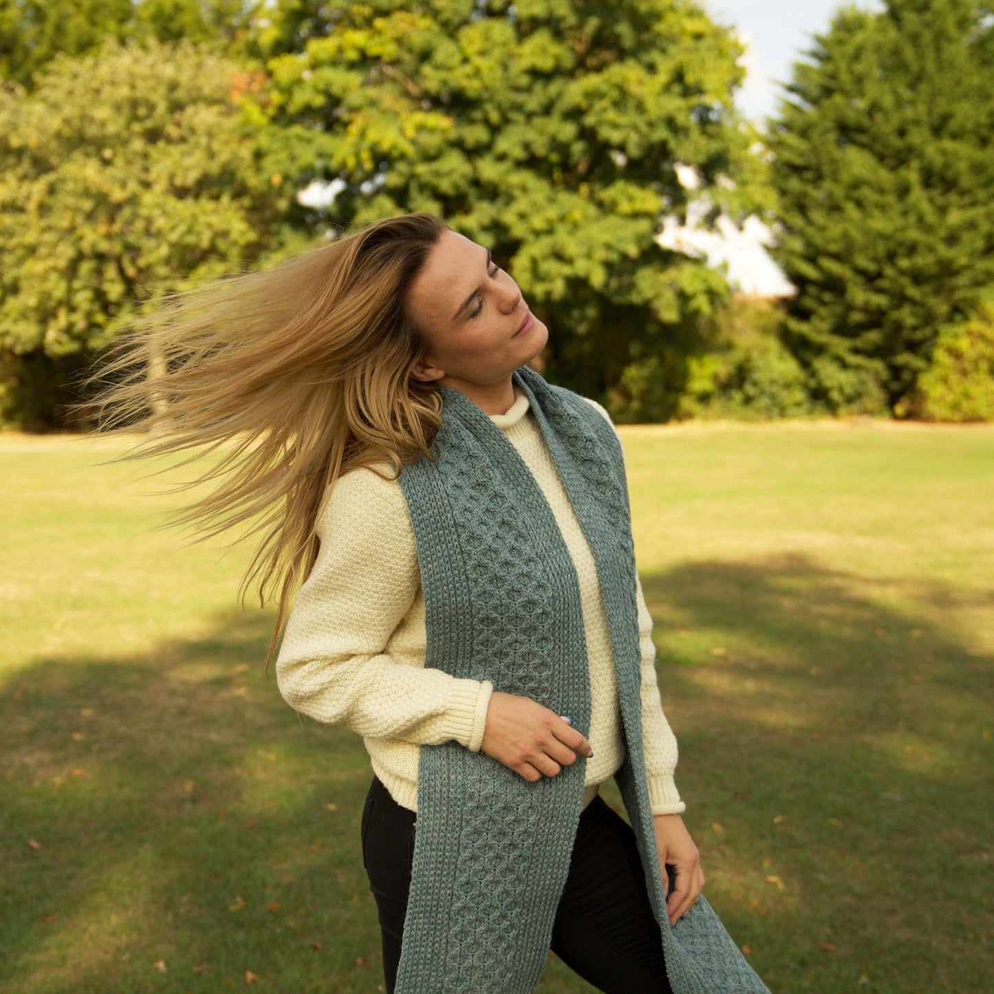 British Wool Long Honeycomb Scarf - Teal
