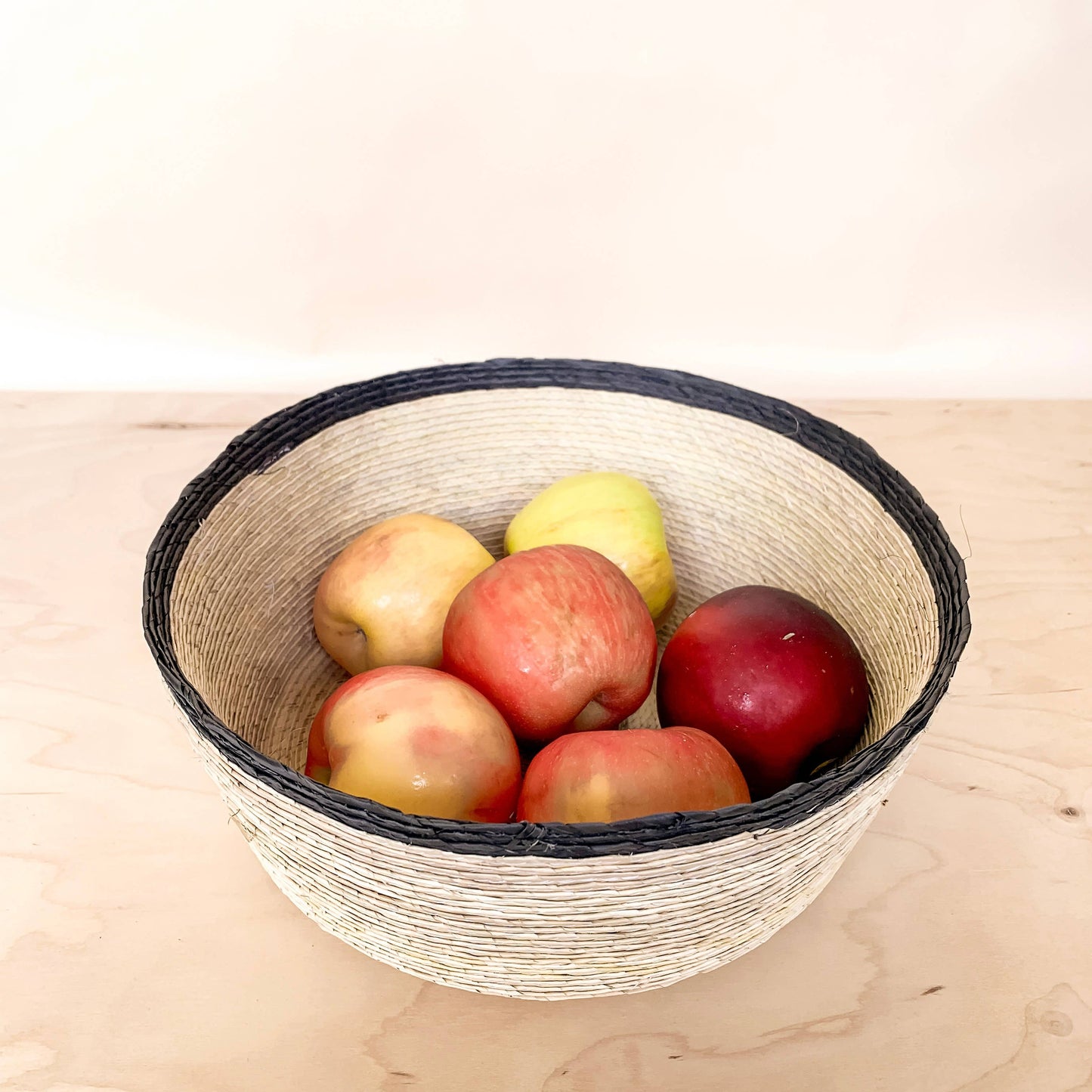 Torrey Straw Circle Basket, countertop basket, fruit basket