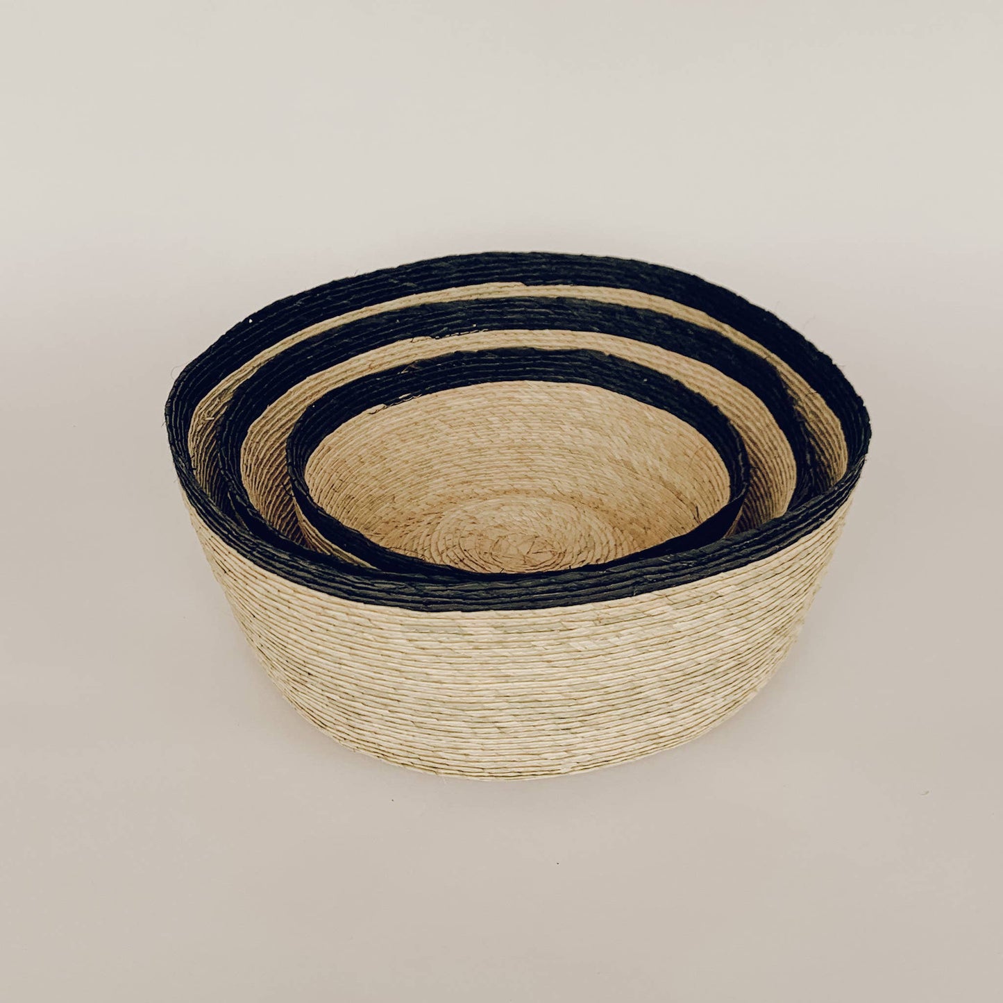Torrey Straw Circle Basket, countertop basket, fruit basket